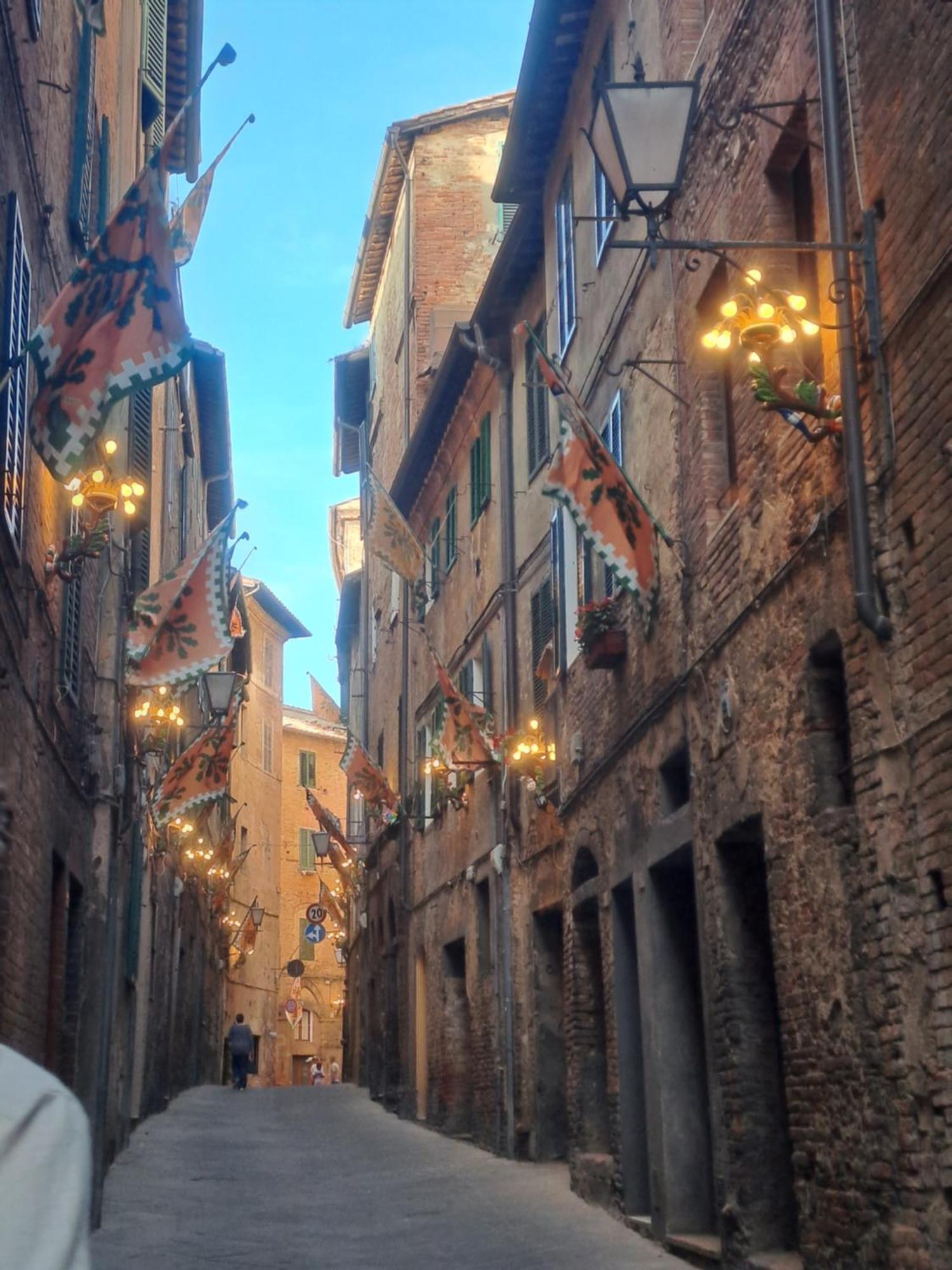 La Bomboniera Di *
